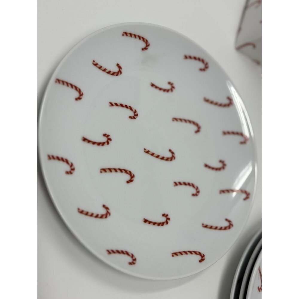 Pottery Barn Christmas CandyCane 7" Appetizer/Hors -d' Auvres Plates Set 4 NIB - Picture 5 of 9